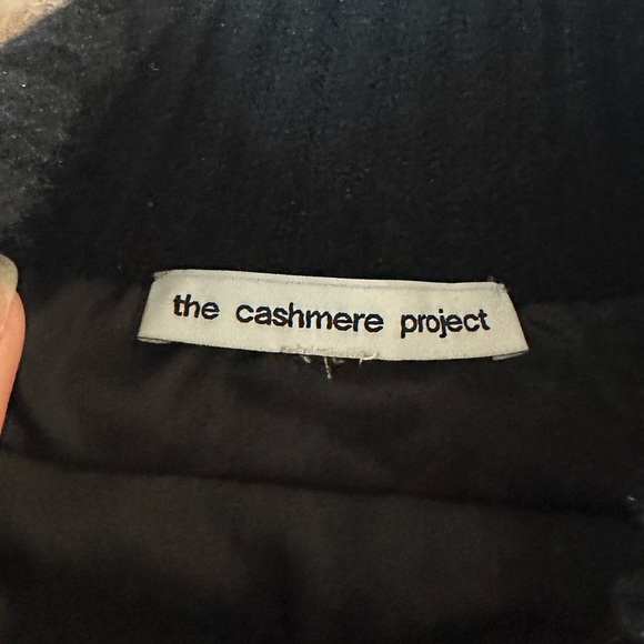 The Cashmere Project Vest - Picture 2 of 5
